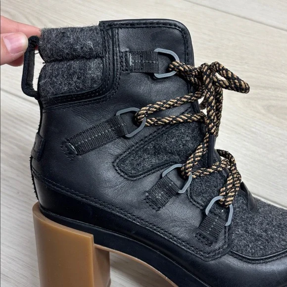 NWOT Sorel Blake Lace Heeled Bootie - Picture 8 of 9
